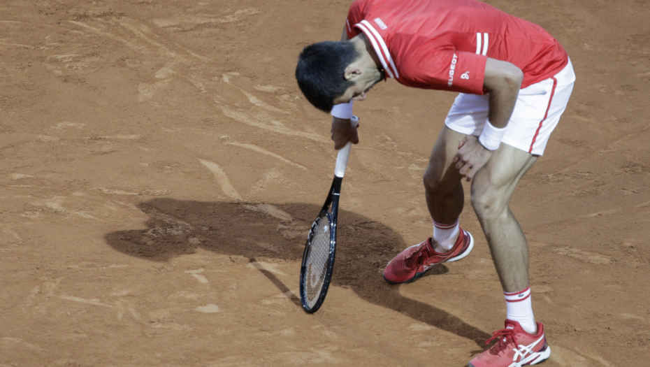 SEBE TREBA DA KRIVIM! Iscrpljeni Novak posle  meča priznao: Da se to desilo, sve bi bilo drugačije!