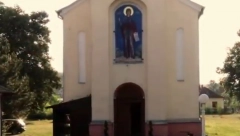 GORICA DOŽIVELA ČUDO U CRKVI SVETE PETKE KOD SVILAJNCA Dogodilo se nešto neobično dok je sa svećama u ruci celivala ikone