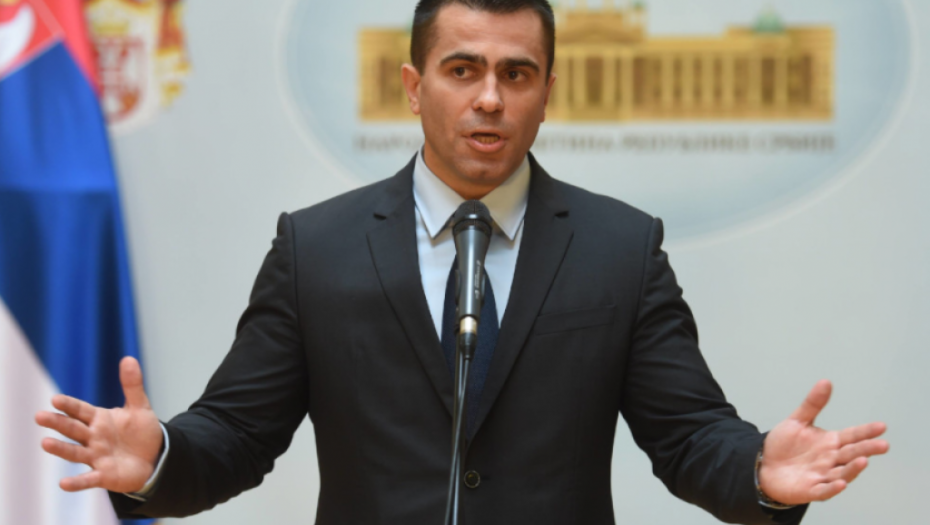 ĐORĐE MILIĆEVIĆ, PREDSEDNIK POSLANIČKE GRUPE SPS, U RAZGOVORU ZA ALO! PORUČIO:  Zakon o istopolnim zajednicama ne mogu da podržim!