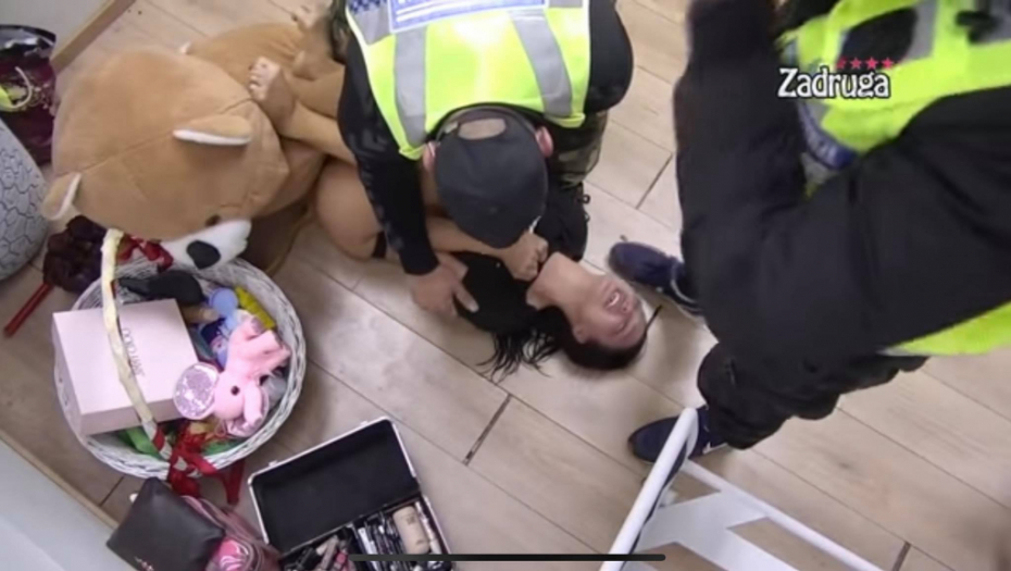 LOM NE PRESTAJE! Maja u jeku nervnog sloma i užasa otkrila Janjuševu strogo čuvanu tajnu, zadrugar kada ovo čuje odlepiće!