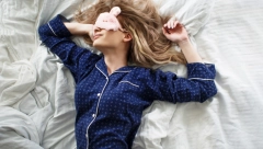 LEKARI PREPORUČUJU SPAVANJE NA LEĐIMA: Kad čujete koji su razlozi, odmah ćete promeniti položaj