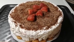 Jeftino i brzo: Napravite tortu za samo deset minuta