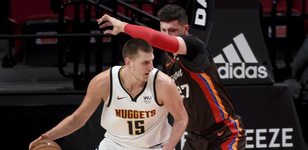NIKO NIKAD KAO JOKIĆ! Džoker nastavlja da pomera granice u NBA ligi!