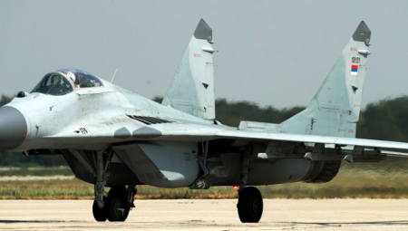 SRUŠIO SE MIG-29 U BUGARSKOJ Obustavljena vojna vežba sa srpskim snagama