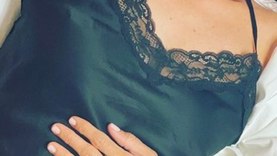 Glumica uhvaćena u beogradskom hotelu, tu je bre i crni negliže, ali to nije sve