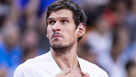 BOBI NAPRAVIO HAOS NA KONFERENCIJI! Marjanovića novinar iz Srbije potpuno zbunio, nije znao šta ga je snašlo! (VIDEO)