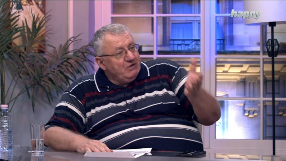 ŠEŠELJ RASPALIO DA ODJEKUJE STUDIO - Ja veće g*vno nikada nisam video! (VIDEO)