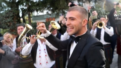 UŽIVA NA ROĐENDANU Veljko objavio fotku na kojoj se sa prijateljima provodi na Anastasijinoj proslavi! (FOTO)