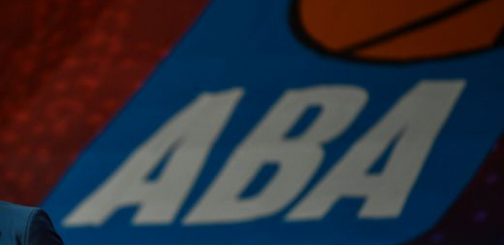 ISTORIJSKA ŠANSA ZA MEGU Zvezda desetkovana u "majstorici", trojica važnih igrača neće igrati u nedelju uveče