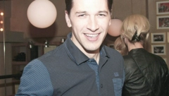 OŽENIO SE VIKTOR SAVIĆ!? Mlada blista u beloj venčanici i ne skida osmeh sa lica!