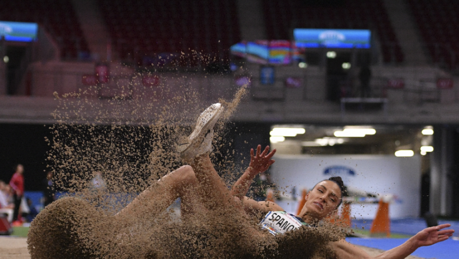 TRBUŠNJACI, TETOVAŽE, MOĆ! 5 brutalnih fotki Ivane Španović!