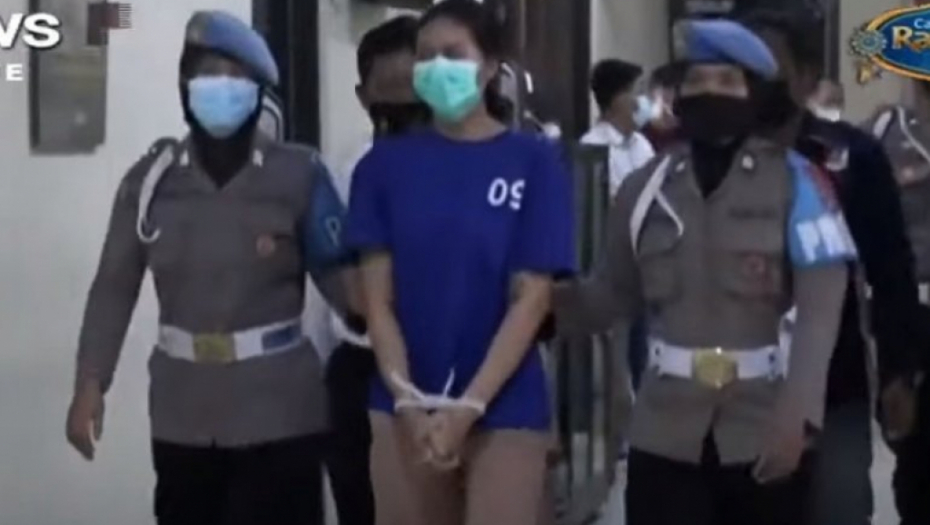 NATOPILA RAŽNJIĆE CIJANIDOM I POSLALA IH BIVŠEM! Paket je stigao na pogrešnu adresu, sad joj preti streljanje (VIDEO)