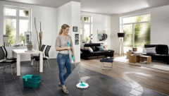 JEDNOSTAVAN TRIK ZA ČIŠĆENE PLOČICA Ako ovom mešavinom očistite pod, blistaće kao nov