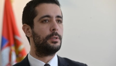 Zavirite u kabinet ministra Tomislava Momirovića (VIDEO)