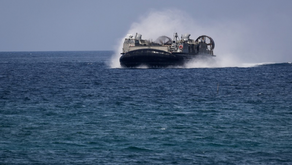 UKRAJINSKA RATNA MORNARICA SKORO RAZBIJENA Ponos flote gori u Marijupolju, u Nikolajevu uništen vodeći brod Kijeva! (FOTO)