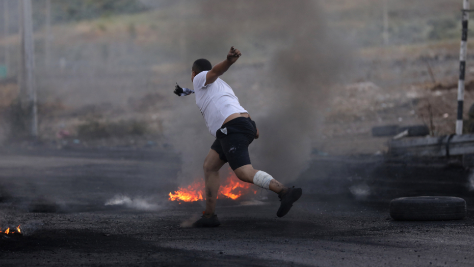 OŽEŽI PRE PRIMIRIJA: Hamas raketama udario na jug Izraela! Ponovo se oglasile sirene za raketnu opasnost