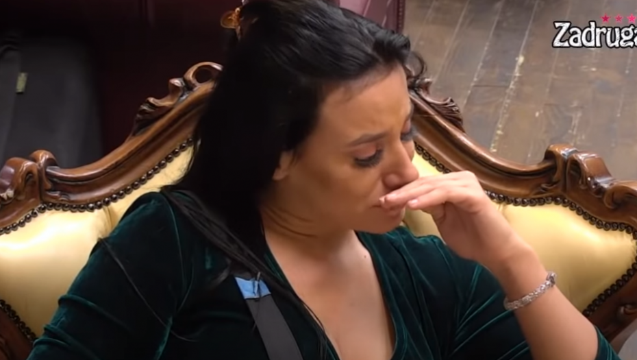 NACIJA JE U ŠOKU! Nakon svakodnevnih žestokih akcija koje Srbija gleda, sada je Kristina odlučila da zadovolji Kristijana i to pred milionima! (+18)