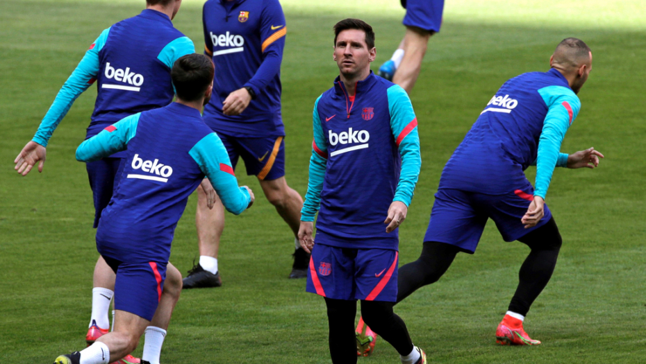 PANIKA U BARSI! Mesi u ponoć postaje slobodan igrač!