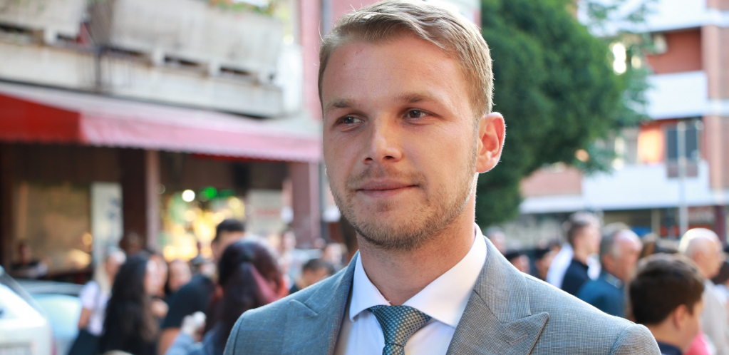 JAVNOST SINOĆ VIDELA SVE Isplivali detalji iz privatnog života Draška Stanivukovića