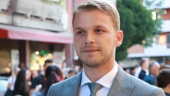 ZNAK ZAHVALNOSTI BRATSKOM NARODU SRBIJE Stanivuković najavio besplatno parkiranje u Banjaluci