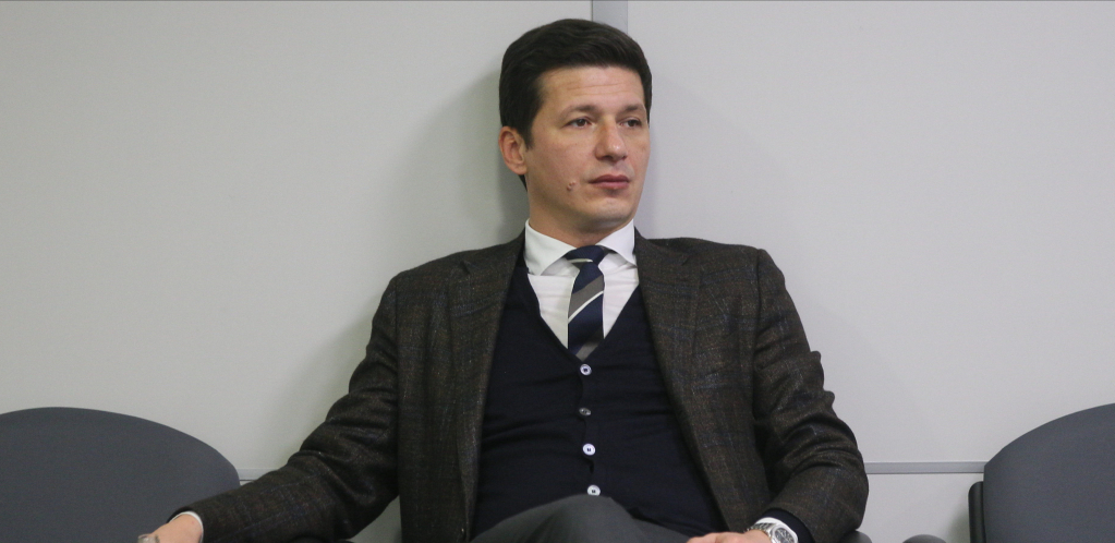 JOŠ JEDAN ODLAZAK IZ FSS! Nakon priča o proširenju Superlige, visoki funkcioner dobio otkaz! (FOTO)