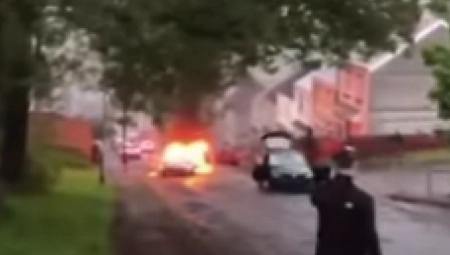 POŽAR U SPLITU Izgorela dva vozila