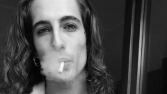 INTIMNE FOTOGRAFIJE POBEDNIKA EVROVIZIJE Demijan se slikao ispred ogledala, pokazao "ponos", a devojke su jednostavno oduševljene! (FOTO)