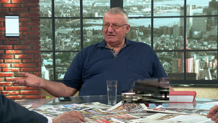 ŠEŠELJ U NEVERICI Šta nam se dešava?! Lideru radikala pustili jezivi snimak! (VIDEO)