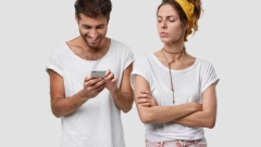 PRE NEGO KRENETE U MUVANJE PREKO INTERNETA! Top tajne velikih zavodnika!