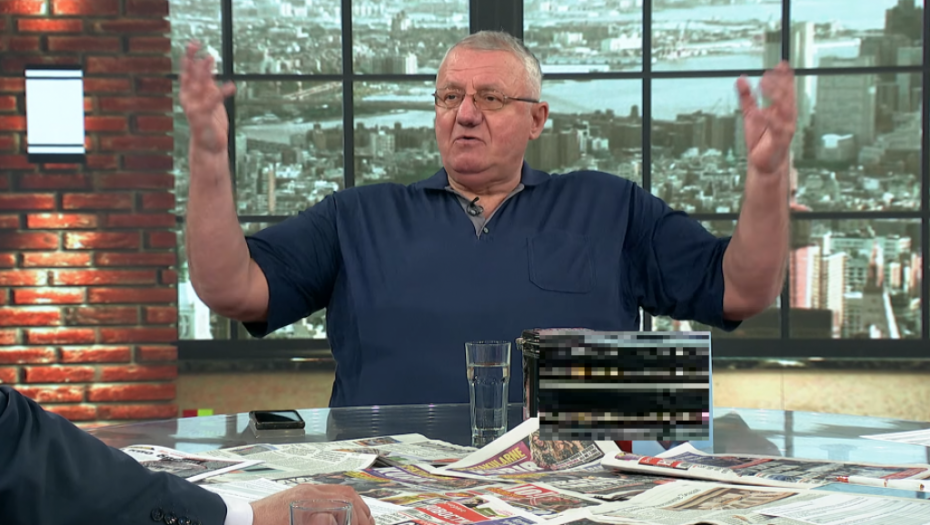 ŠEŠELJ OTKRIO TAJNU ČUVENOG HITA Poznatu srpsku pesmu pevaju pogrešno, a iza svega se krije mračna istina (VIDEO)