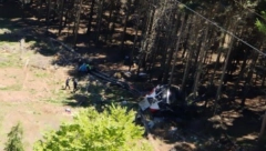 NEZAPAMĆENA TRAGEDIJA U ITALIJI Devetoro poginulo u padu žičare!