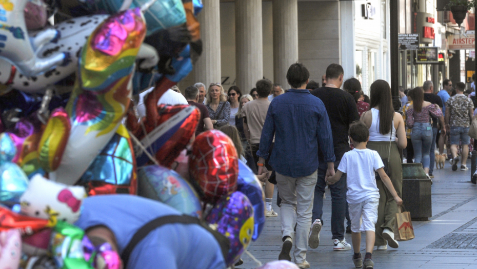 NAJSKUPLJI KREDIT SRBIJE DOLAZI NA NAPLATU Cvetković nas je svake sekunde zaduživao 55 evra ili 4,7 miliona evra dnevno!