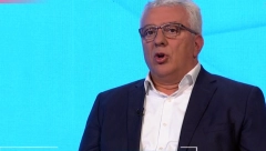 BIRA SE NOVI PREMIJER CRNE GORE Oglasio se Andrija Mandić