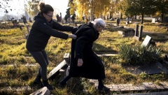 U RANU ZORU IZ GROBOVA VADILI POKOJNIKE Milica iz Loznice posvedočila kako je iskopala rođenog sina