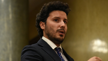 Šta je to Dritan Abazović poručio mitropolitu Joanikiju?