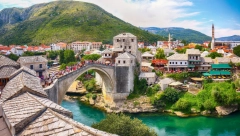 TURISTI IZ SRBIJE DRUGI PO BROJU NOĆENJA U BIH Evo odakle dolazi najviše gostiju, skoro četvrtina od ukupnog broja