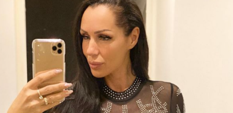 LJUBA PANTOVIĆ JE POKAZALA DIRLJIVE MOMENTE IZ MLADOSTI! Evo ko se nalazi na fotografiji koja je mnoge oduševila! (FOTO)