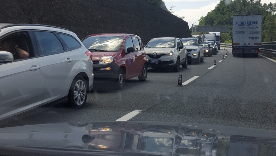 UŠTEDITE NA GORIVU Evo gde je benzin najjeftiniji u regionu, a gde deru na pumpama