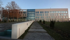 Milioni evra se ulažu, a dugovi sve veći: Koliko je koštala zgrada RTV i na šta je potrošen novac?