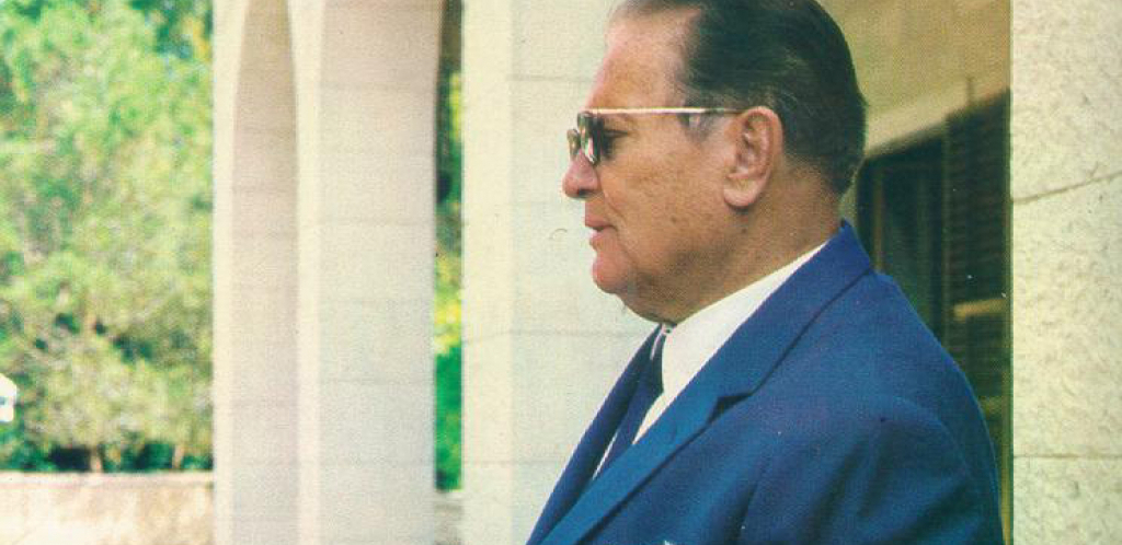 TITO NIJE BIO OSOBA ZA KOJU SE PREDSTAVLJAO Brozov lekar o misteriji torbice od koje se maršal nikad nije odvajao