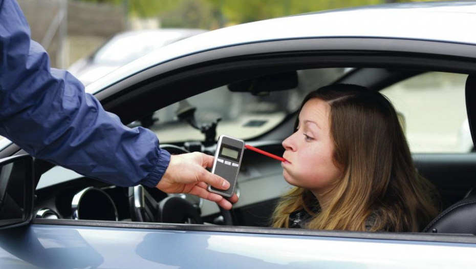 PODGORIČANKA MRTVA PIJANA IZAZVALA SUDAR: Beranska policija privela je sa 3, 11 promila alkohola u krvi i bez vozačke dozvole