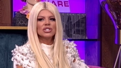 KIPI NA SVE STRANE! Dara Bubamara šokirala sve pojavom u emisiji, a svima je za oko zapao ovaj detalj na pevačici! (FOTO)