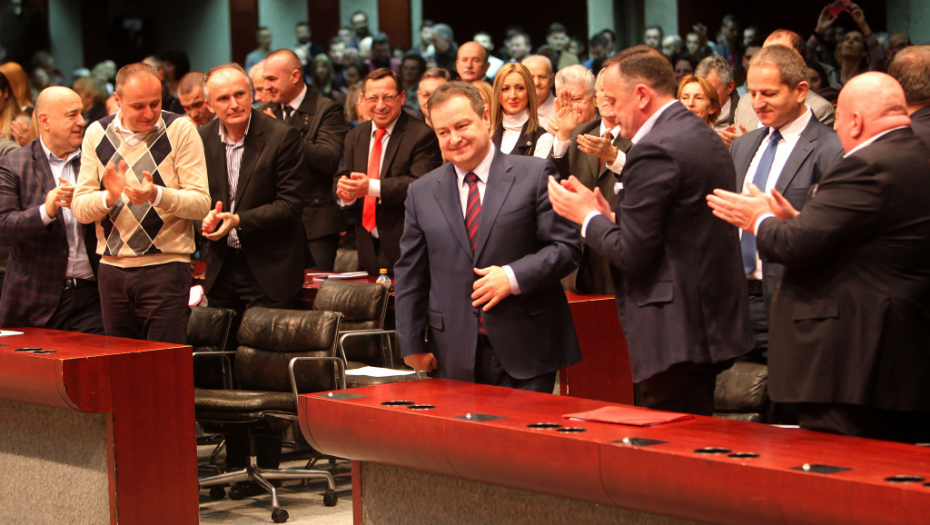 SPS u potpunom rasulu! Haos u taboru socijalista