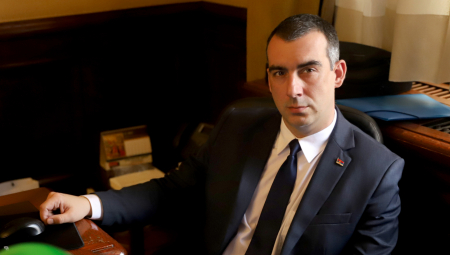 ALO! INTERVJU VLADIMIR ORLIĆ O OČEKIVANJIMA OD DANAŠNJE SKUPŠTINE SNS I PREDSTOJEĆIM IZBORIMA: Za Vučića će glasati i politički protivnici SNS