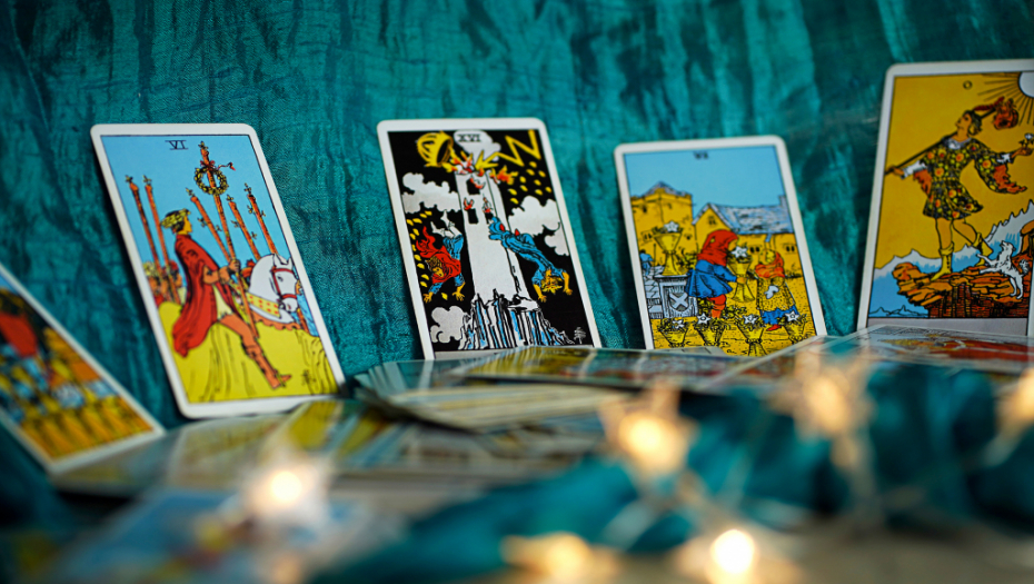 SAMI PREDVIĐAJTE SVOJU SUDBINU Evo kako se otvaraju tarot karte (UPUTSTVO)