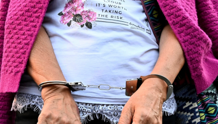 Plesale "na crno": Policija zatvorila 5 objekata u Novom Pazaru, punih devojaka bez ugovora