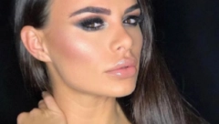 BUJNE GRUDI U PRVI PLAN! Naida Gadžo objavila snimak iz provoda, vrelim plesom napravio opšti haos na društvenim mrežama, a svi gledaju u ovaj detalj!