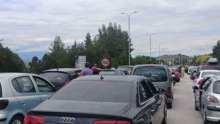 ZAMKA NA EVZONIJU Problem prilikom prelaska granice noću, tražite alternativu ako putujete u Grčku