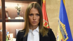 Dijanin rođak pare kavčana prao na farmi svinja?!