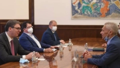 VUČIĆ ODRŽAO VAŽAN SASTANAK Sa Harčenkom o Ukrajini i geopolitici